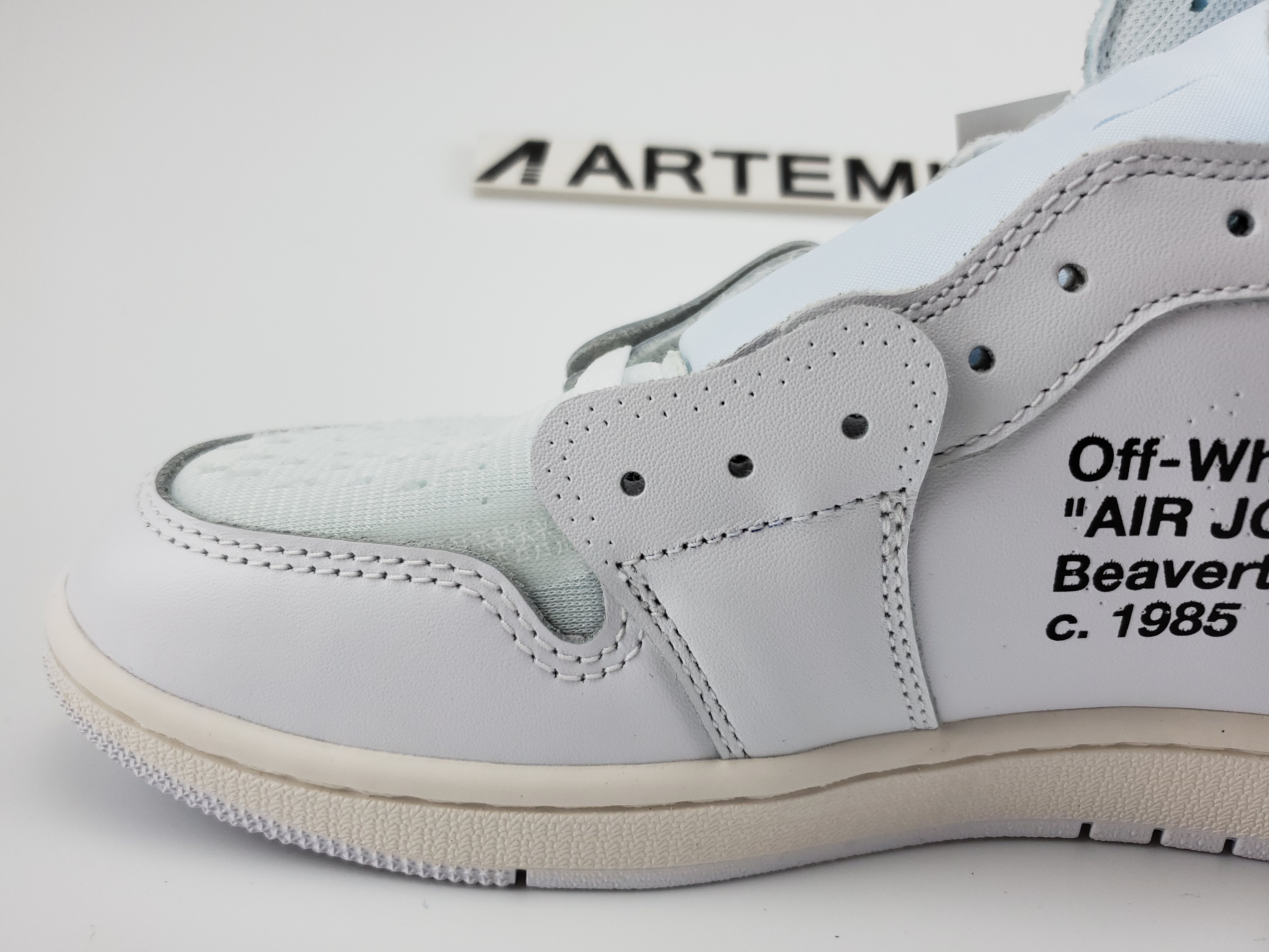 Jordan 1 Retro High Off-White White