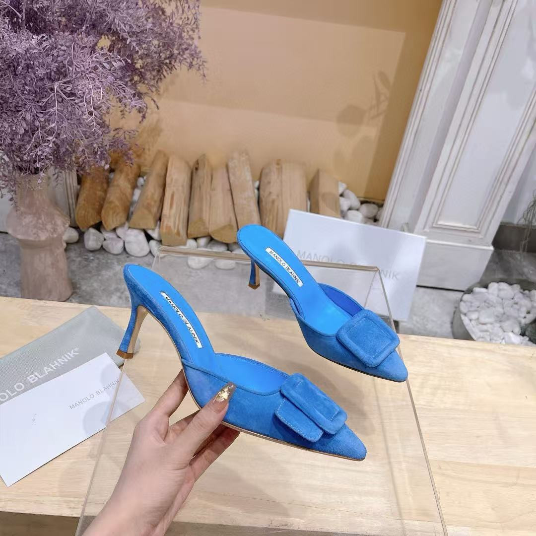 UA Manolo Blahnik Mules 7.5cm