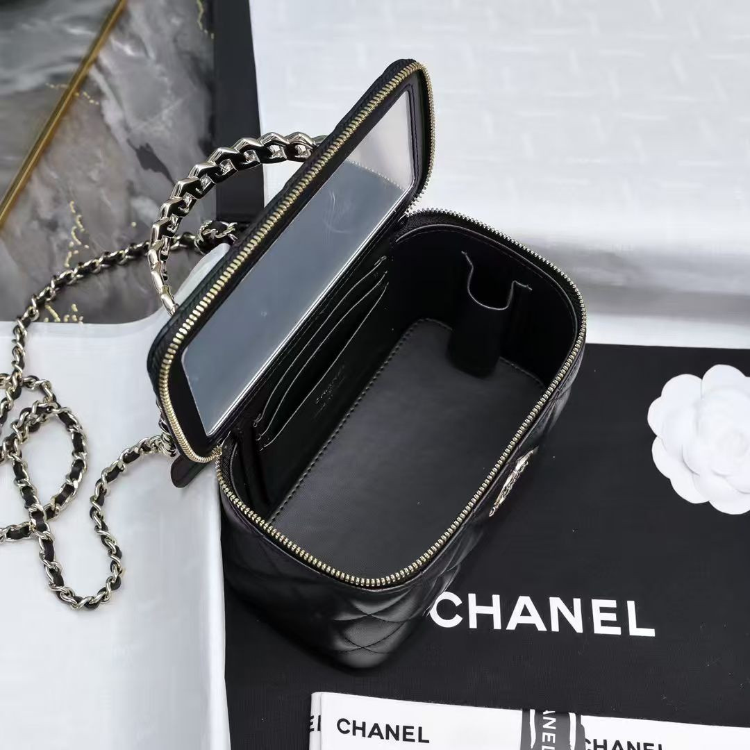 Ch*el clutch with chain 10x16x8cm