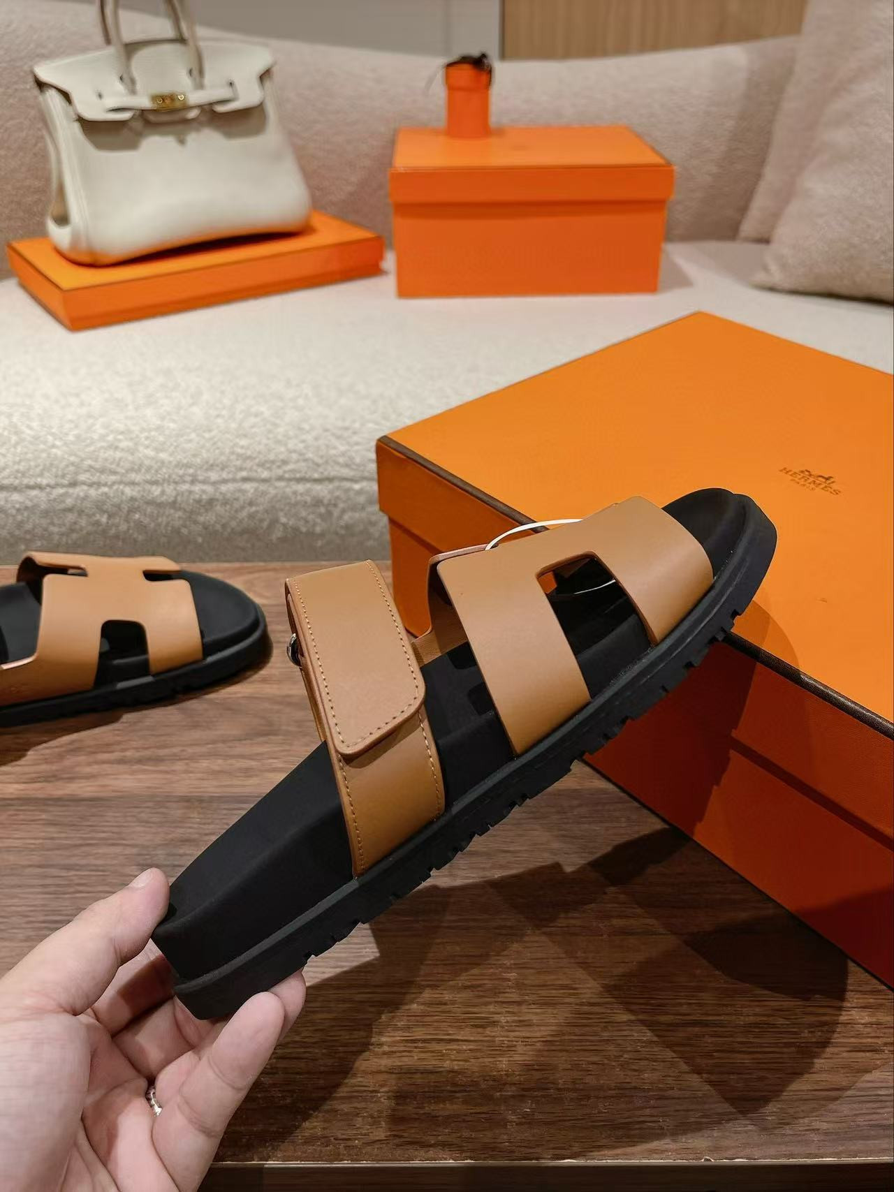 UA Hermès Chypre Sandal