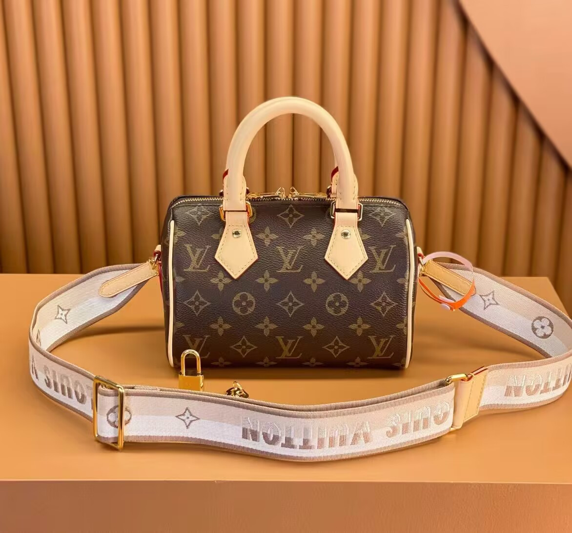 LV Speedy Bandoulière 20 M46222 13.5 x 12 x 20.5 cm