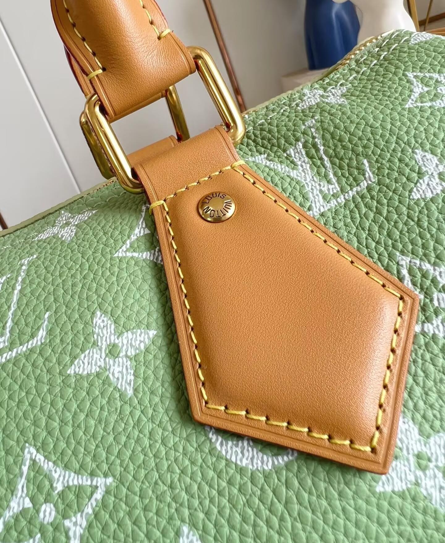 LV Speedy P9 Bandoulière 30 M14064 30x21x17cm