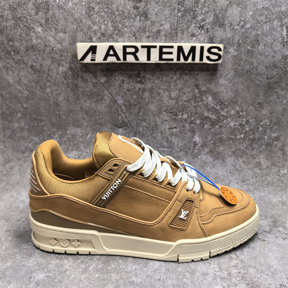 UA LV Trainer Sneaker