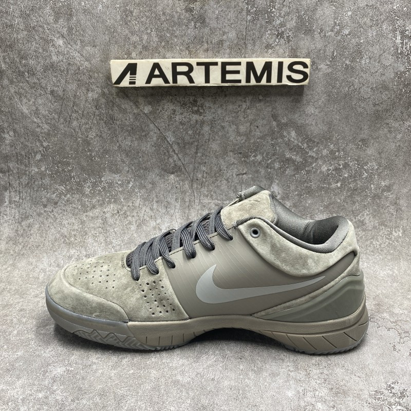 Nike Kobe 4 Black Mamba Collection Fade to Black