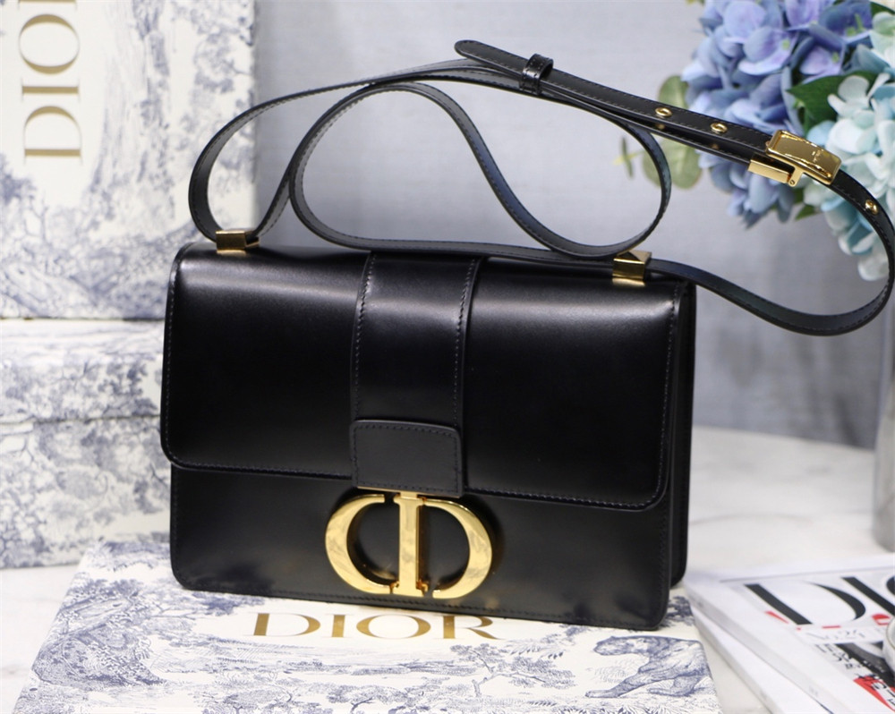 D*or 30 montaigne chain bag shiny black