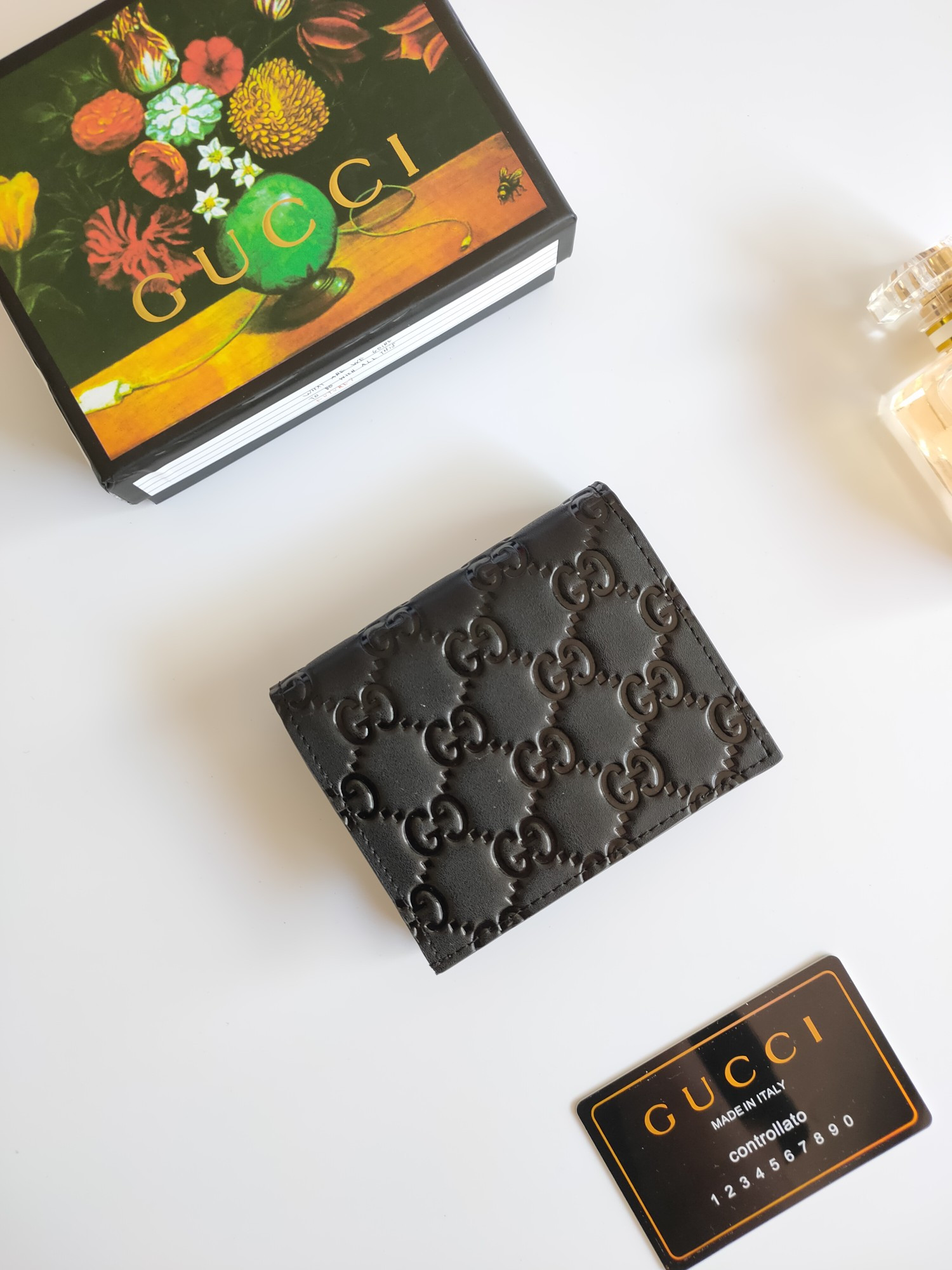 G*u*i gg card case wallet