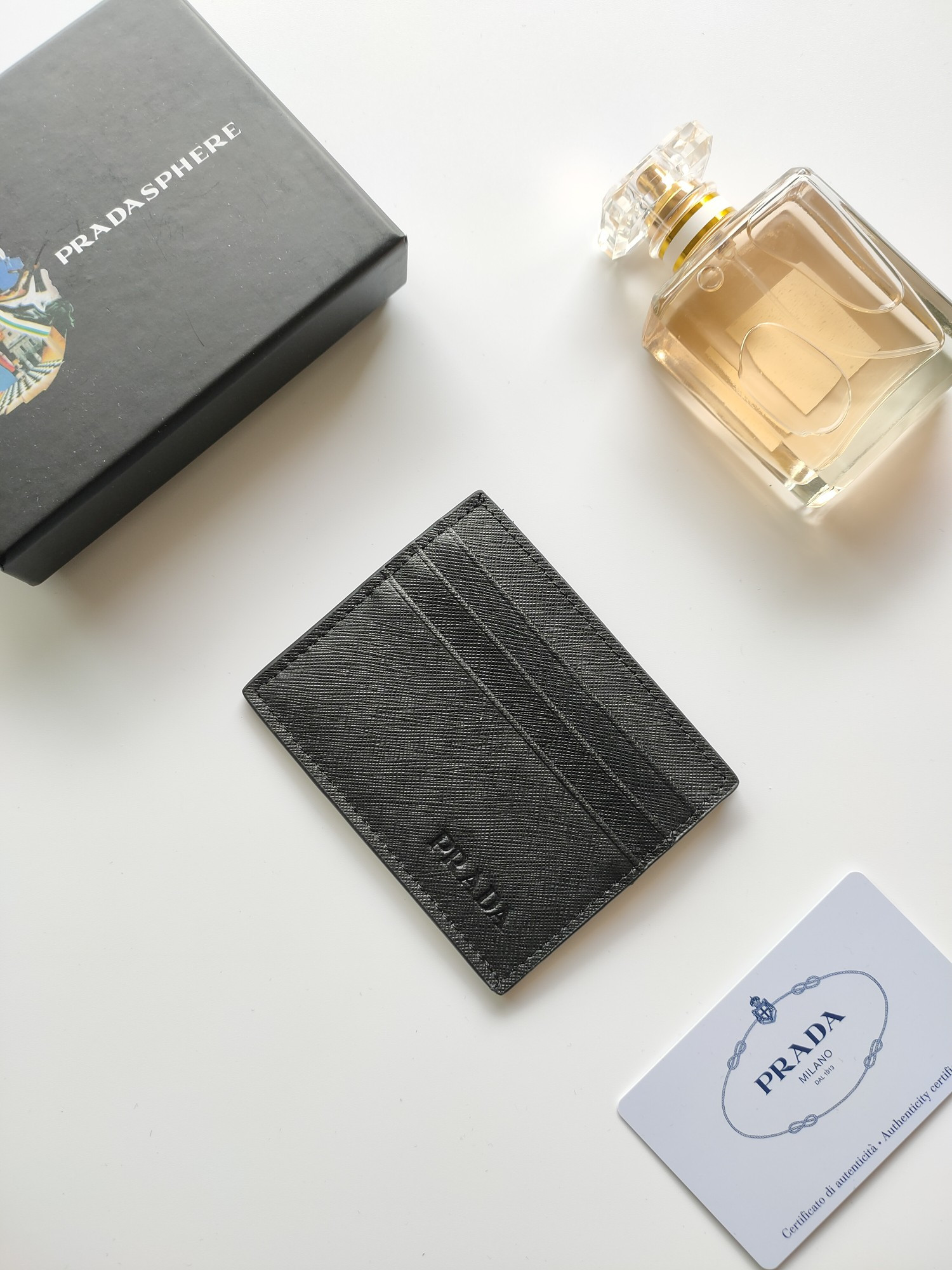 Pra*a card holder 8-10cm