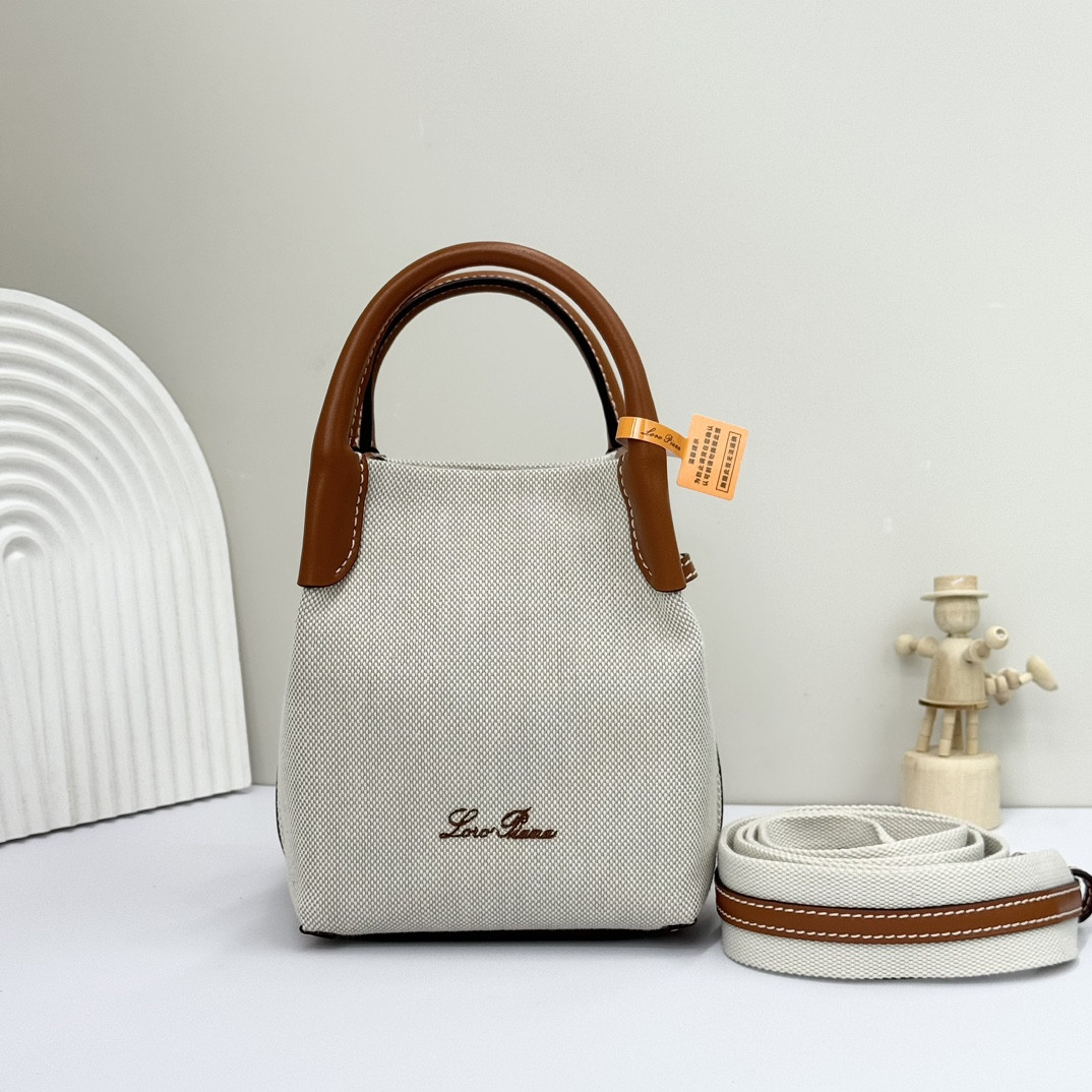 L**o p*ana micro bale bag cotton, linen 23 x 16 x 14 cm