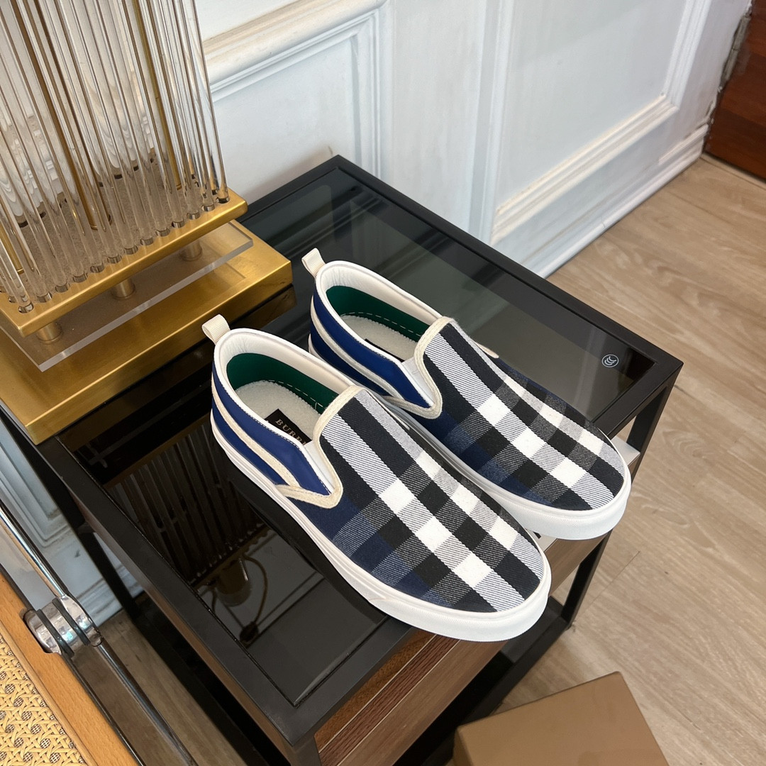 ua B**rry slip on sneakers