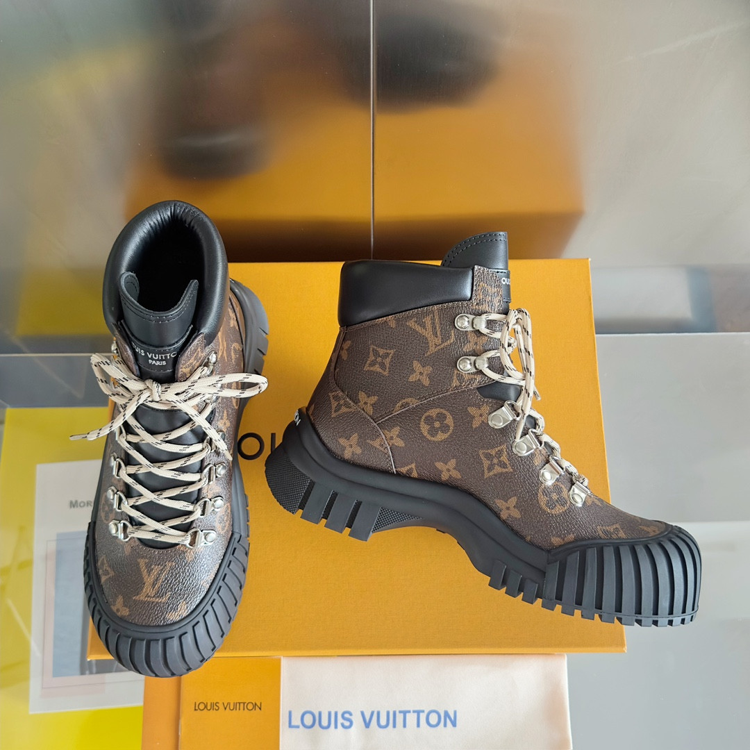UA LV Ruby Boot