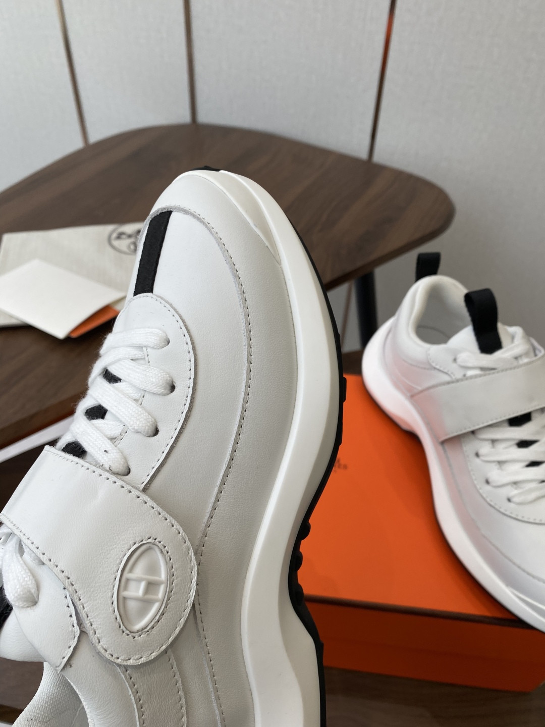 UA Hermès Loop Sneaker